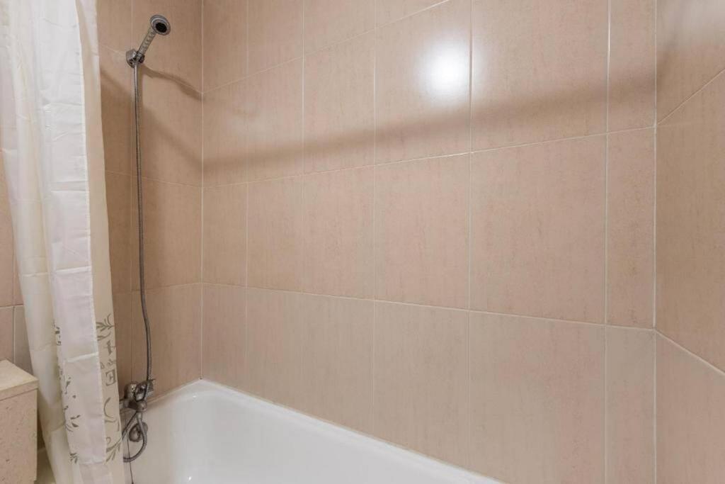 Gaia House - Apartamento Inteiro Junto Ao Metro Віла-Нова-де-Гая Екстер'єр фото