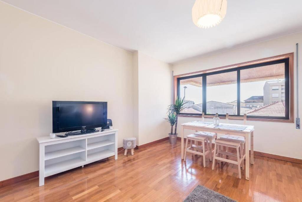 Gaia House - Apartamento Inteiro Junto Ao Metro Віла-Нова-де-Гая Екстер'єр фото